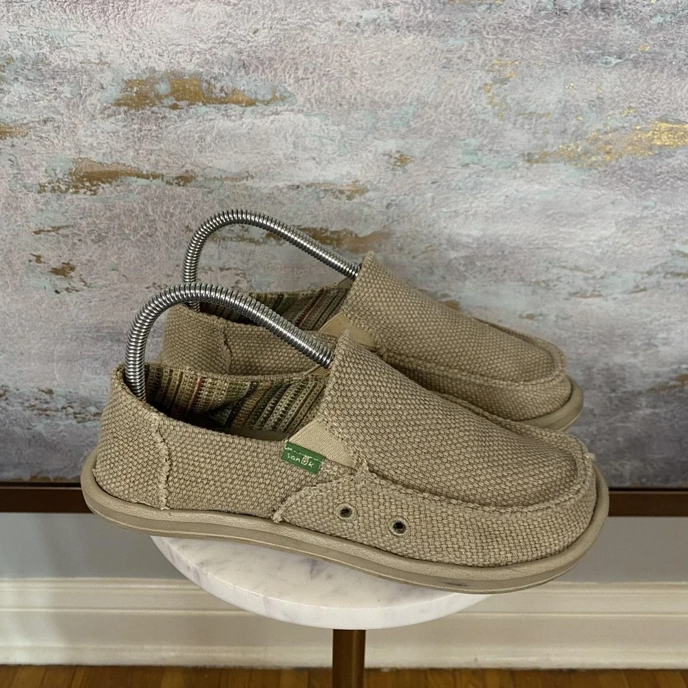 Sanuk Shoes Mens Size 5 Beige Canvas Slip On Casual Comfort Loafers Moc Toe